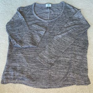 gray long sleeve